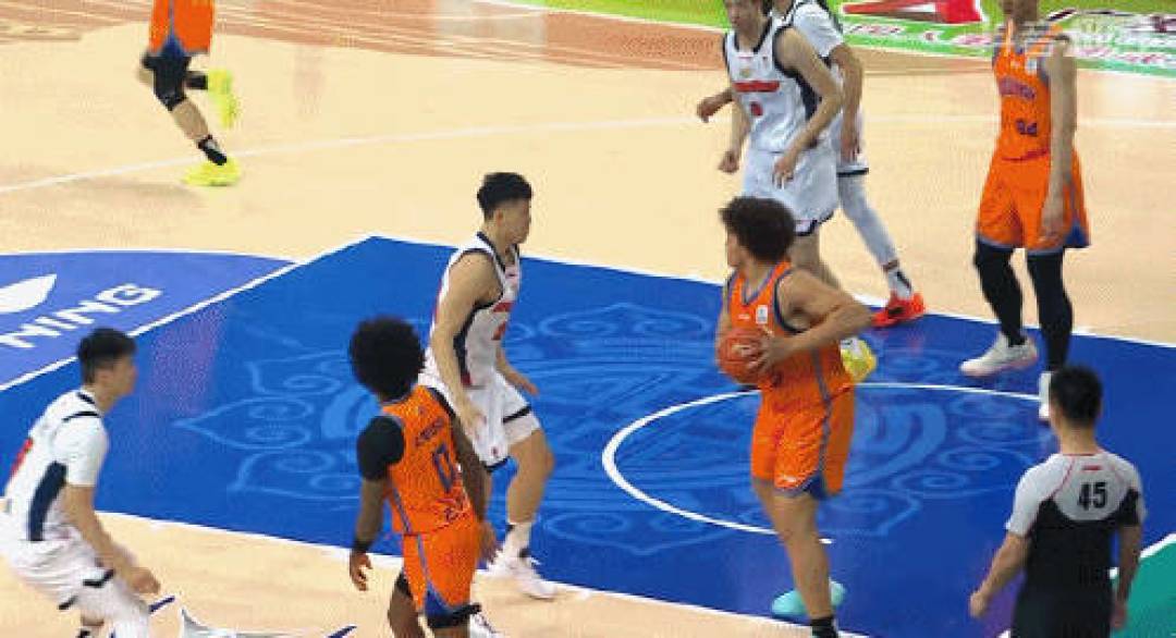 包含转折点多特蒙德遗憾出局，CBA常规赛赛后攻防权衡，球迷炸锅，赛季目标并未改变的词条