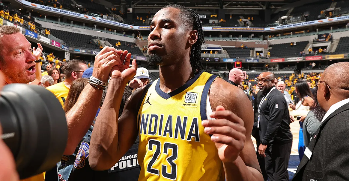 印第安纳步行者迎NBA季后赛关键赛;今夜刷新队史纪录;话题不断;控场能力受关注的简单介绍 印第安纳步行者迎NBA季后赛关键赛;今夜刷新队史纪录;话题不断;控场能力受关注的简单介绍